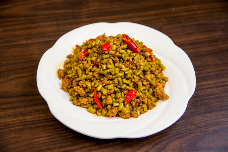 p10. pickled string bean with minced pork 酸豆角肉末[spicy]